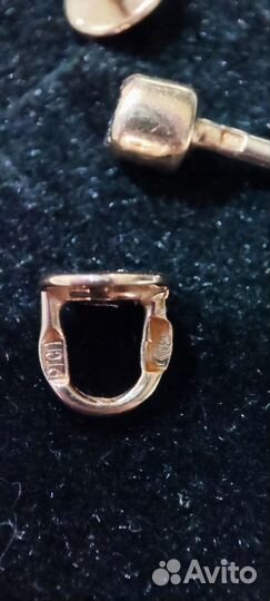 Золотые серьги