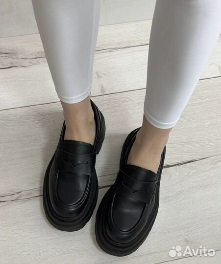 Лоферы женские 37 размер