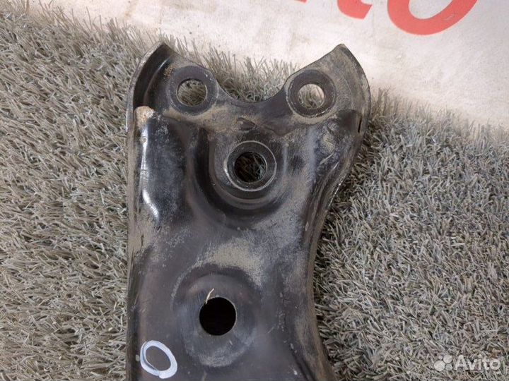 Рычаг подвески передний левый Toyota Corolla E210