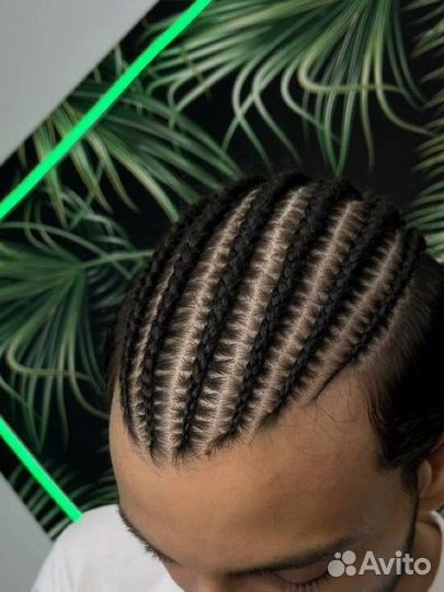 Модель на афрокосы