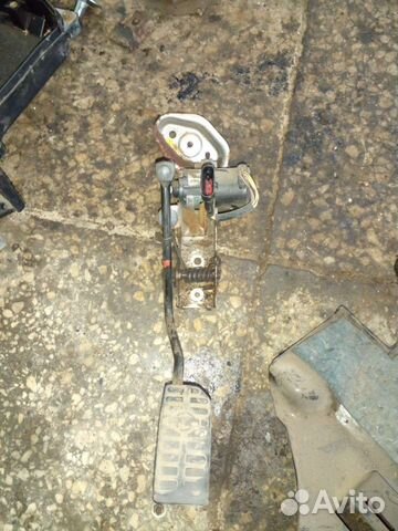 Педаль газа nissan almera tino yd22ddti