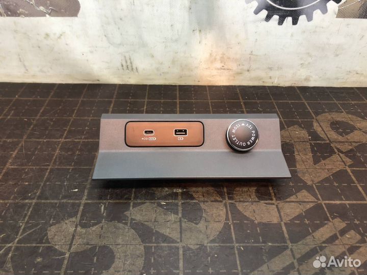 Разъем USB Jetour Dashing
