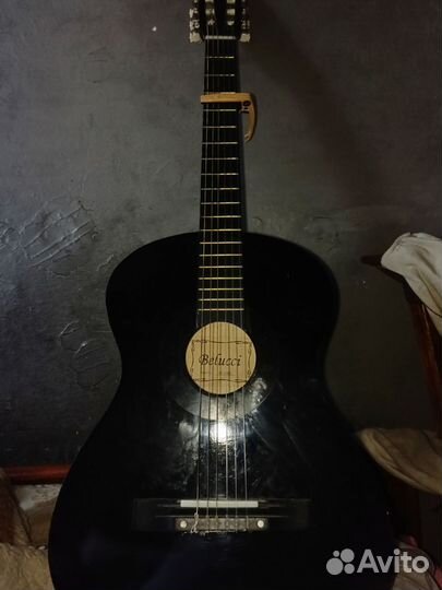 Классическая гитара шестиструнная
