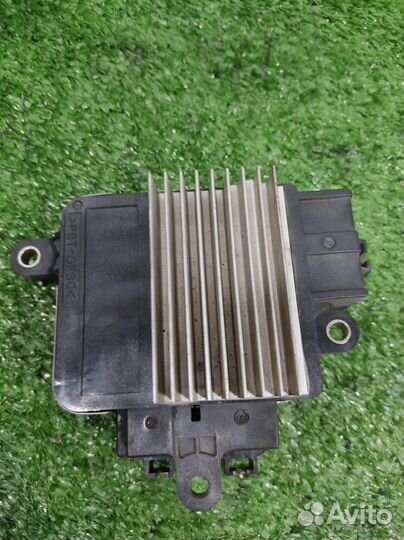 Блок управления вентилятором охлаждения Subaru Tr