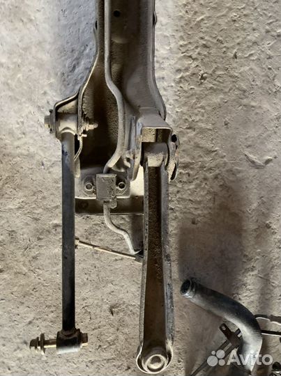 Задняя балка Hyundai Sonata 5