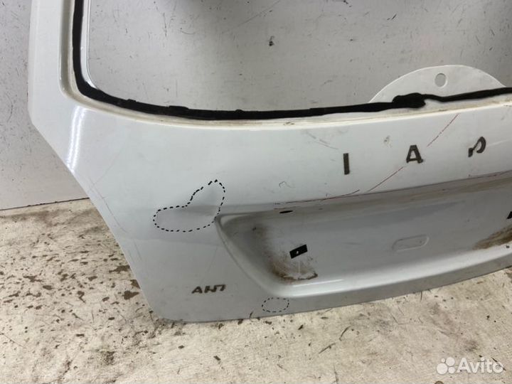 Крышка багажника LADA Granta 2018