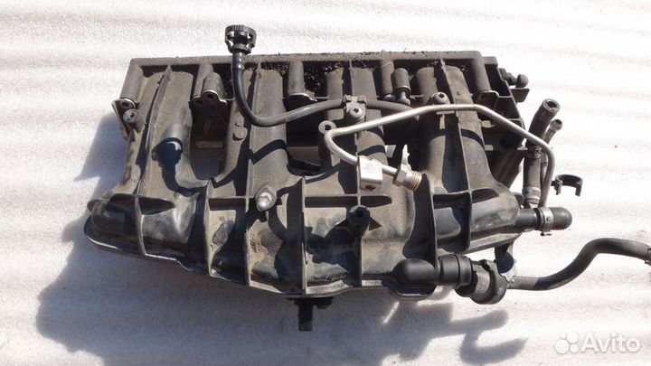 Впускной коллектор Audi A6 C6 2.0Tfsi 06D133192G