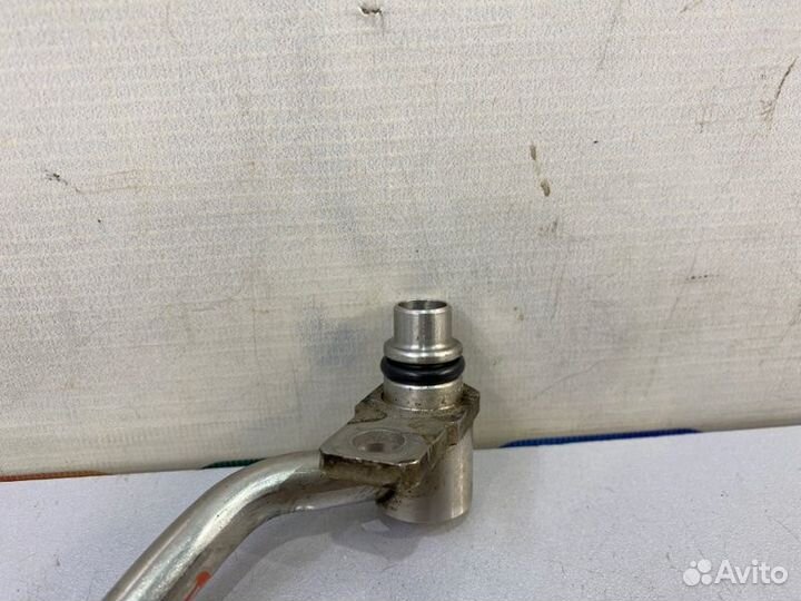 Трубка охлаждения кпп Audi Q7 4MB cvmd 2017