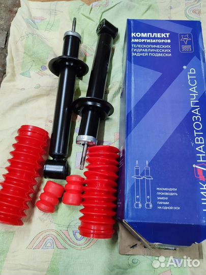 Комплект стоек на калина2 под бочкообр. пружины