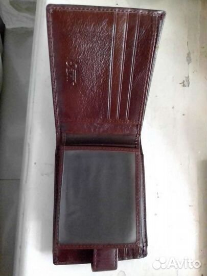 Кошелек мужской кожаный