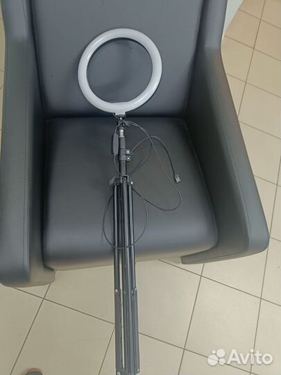 Кольцевая лампа 26 см