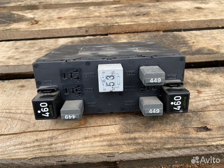 Блок реле volkswagen passat b6
