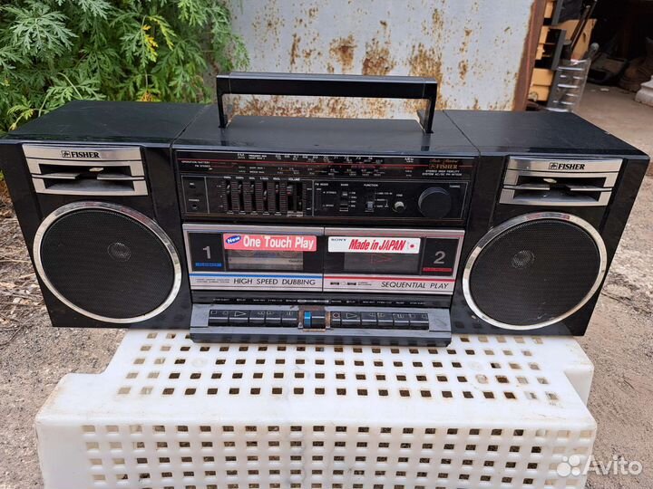 Кассетный магнитофон