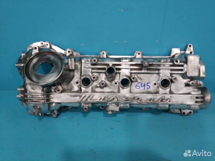 Клапанная крышка Maserati