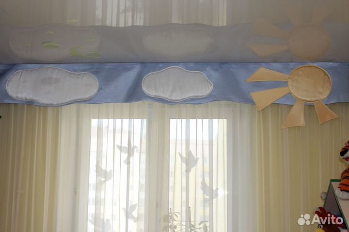 Детский ламбрекен С аппликациями, тюль,карниз