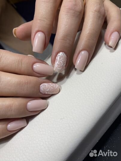 Маникюр, педикюр и наращивание ногтей