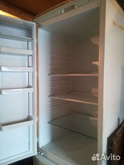 Двух камерный холодильник бу