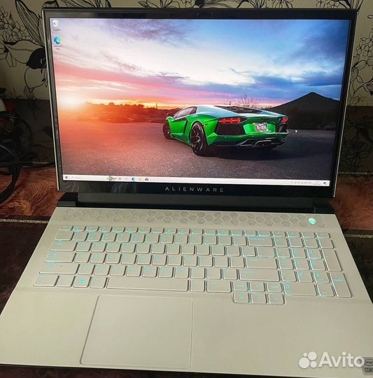 Alienware M17 R4 i7/16/1TB/ RTX 3060/FHD