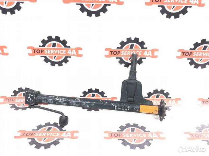 Домкрат Mercedes-Benz E-Class W210 111.970 1998