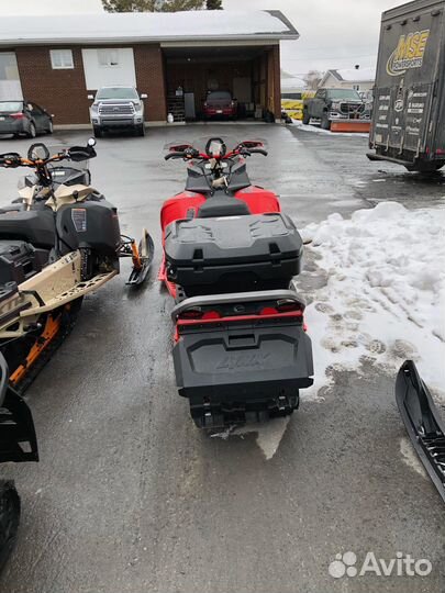 BRP Lynx XTerrain Brutal 850 E-TEC