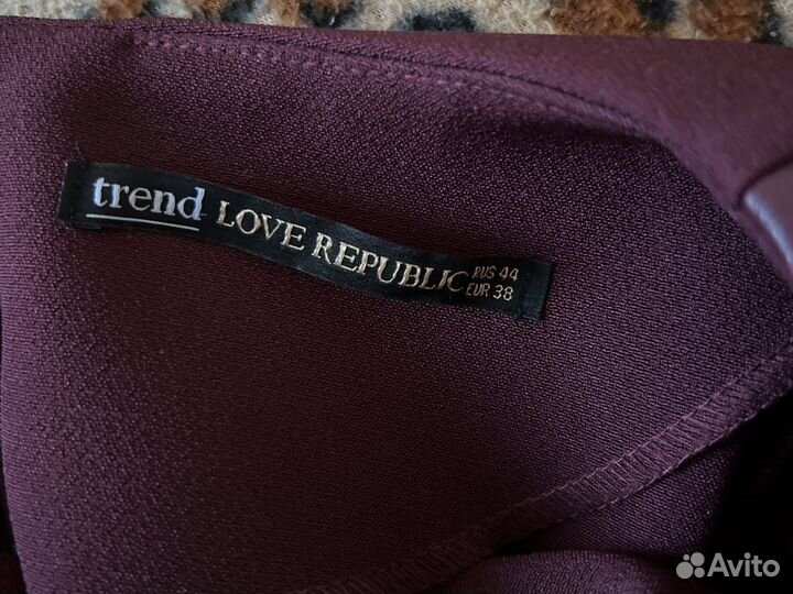 Платье женское 44 размер