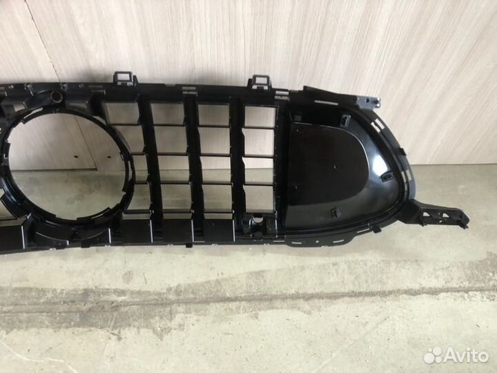 Решетка радиатора Mercedes-Benz Amg Gt X290