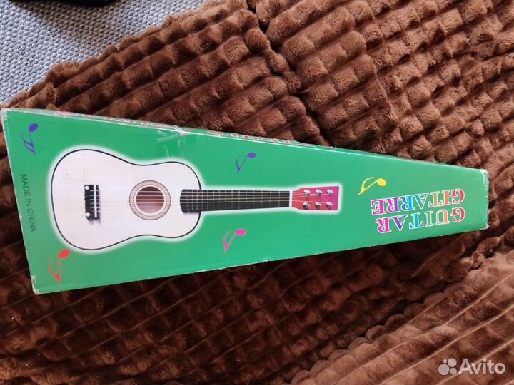Детская акустическая гитара