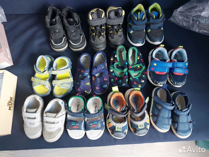 Обувь на мальчика сандали, кроссовки 22/23