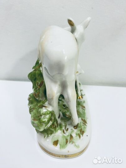Статуэтка лань с детенышем Чудово фарфор