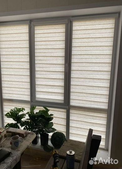 Рулонные шторы в коробе и с направляющими D7174