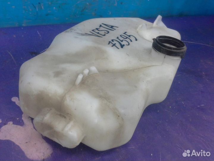 Бачок омывателя лобового стекла VAZ LADA Vesta 201