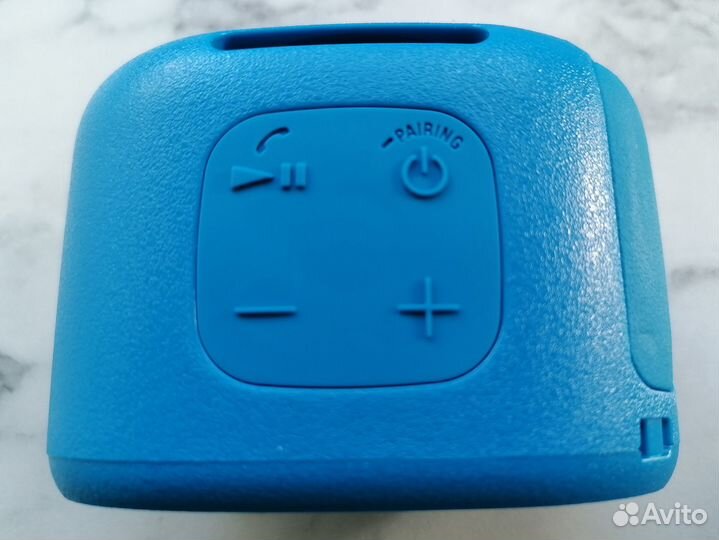 Беспроводная колонка Sony SRS-XB01