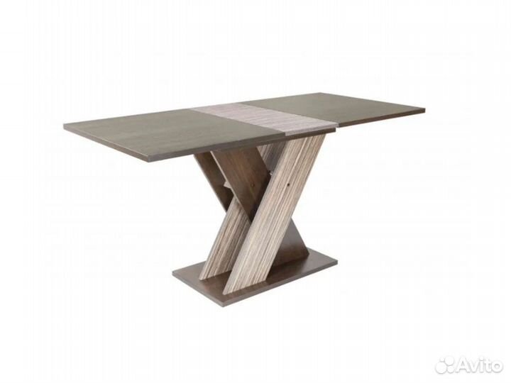 Кухонный стол