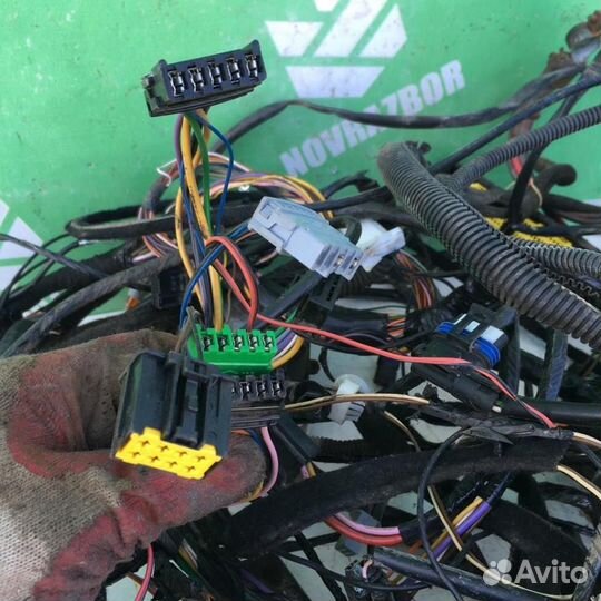 Проводка (коса) Рено Логан