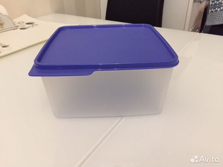 Контейнер tupperware