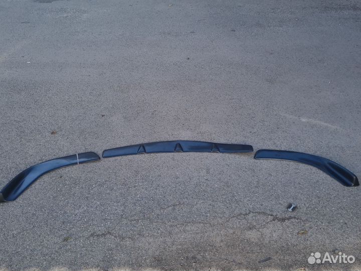 Спойлер переднего бампера универсальный, сплиттер