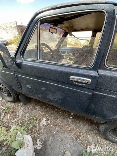 Дверь левая нива