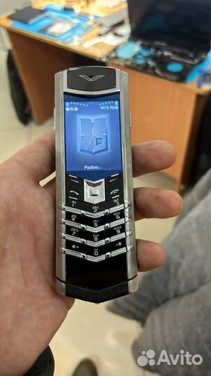 Телефон Vertu