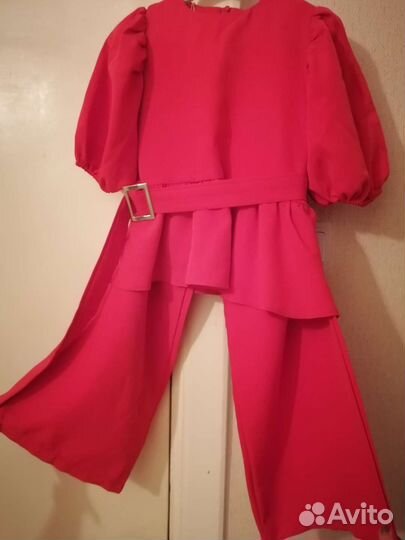 Костюм брючный новый. Детский