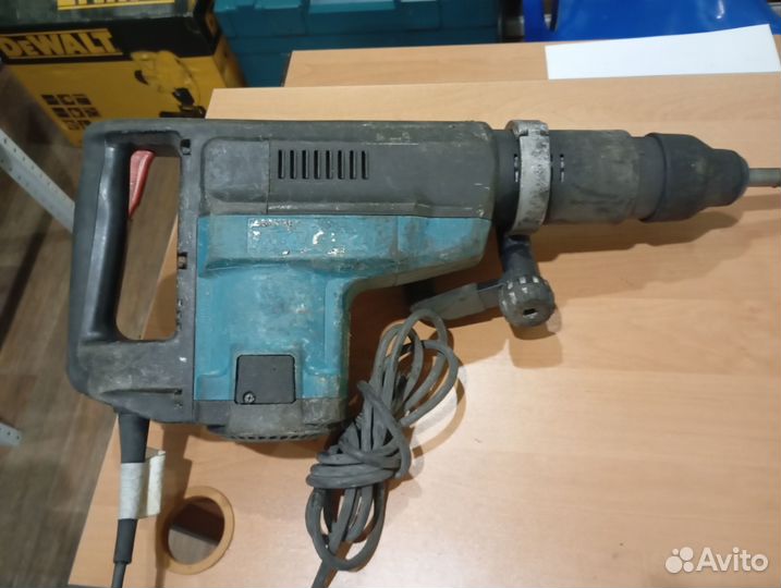 Перфоратор Makita HR5001С бу