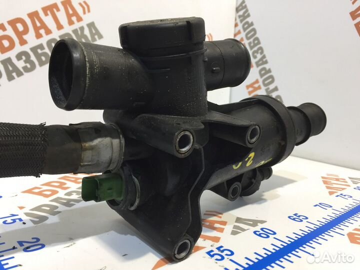 Ситроен С4 Пикассо Корпус термостата