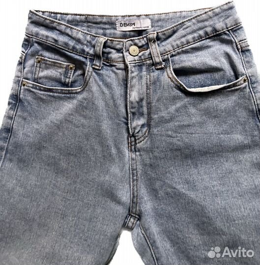 Джинсы голубые