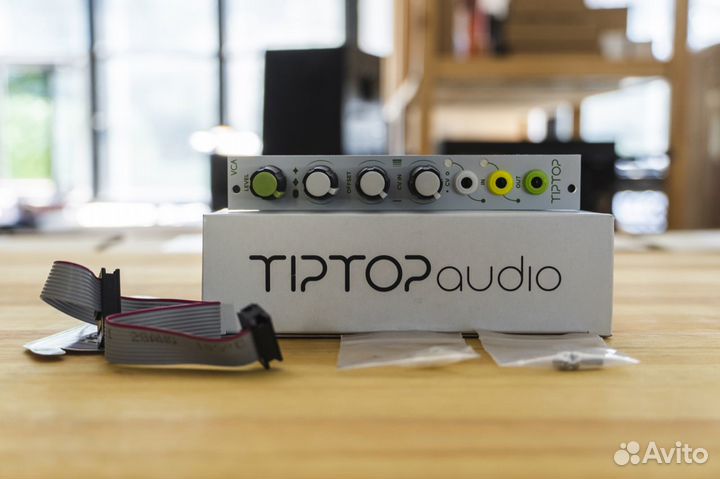 Tiptop Audio VCA Voltage Controlled Amplifier
