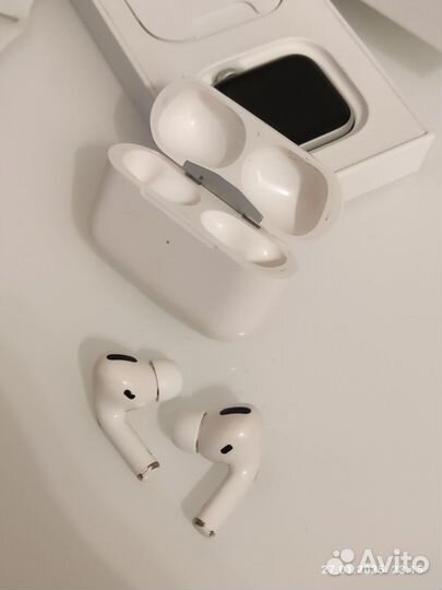 Наушники apple airpods pro, кейс и наушники