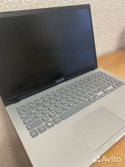 Ноутбук asus