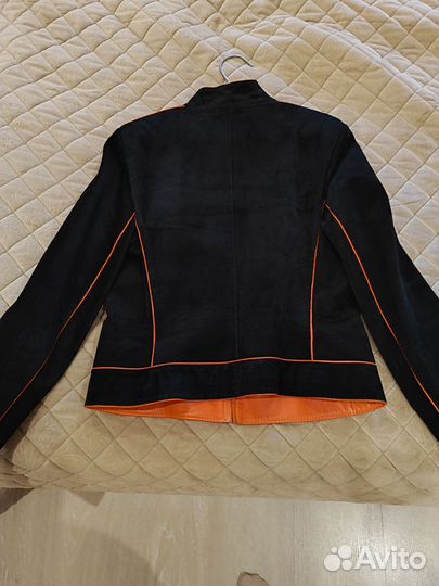 Замшевая куртка