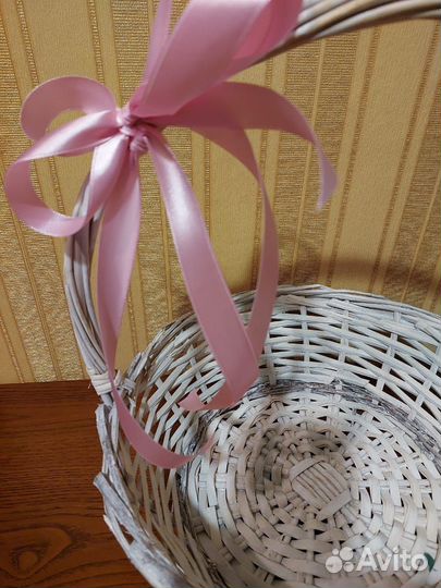 Корзинка плетенная