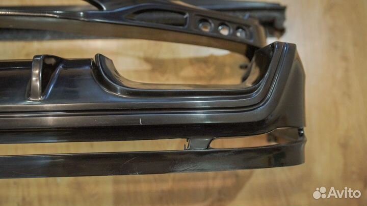 Аэрообвес Nissan Elgrand e52 от Rowen