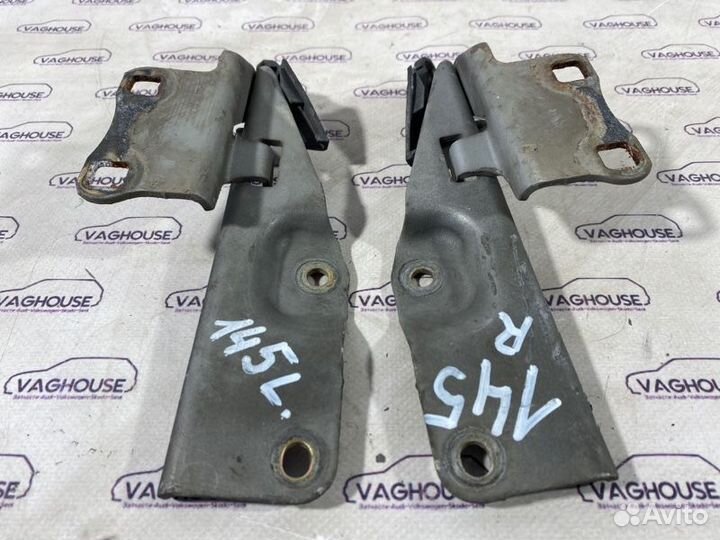 Петля капота Nissan Maxima A33 2.0 2004