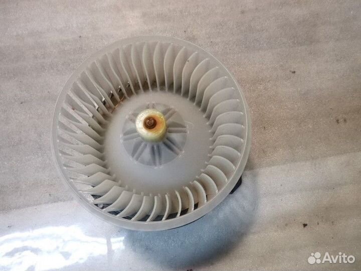 Моторчик печки toyota land cruiser land cruiser (2